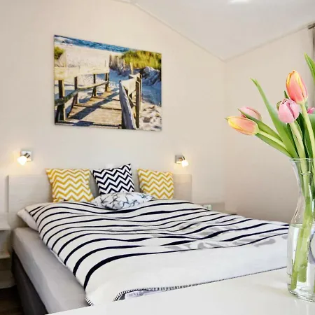 Holiday Strandallee V Apartament